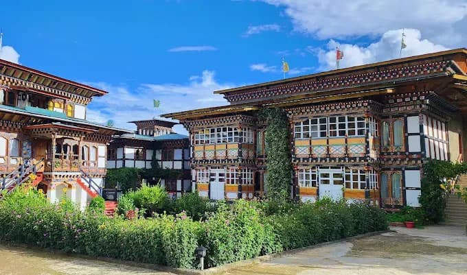 Jakar Village Lodge