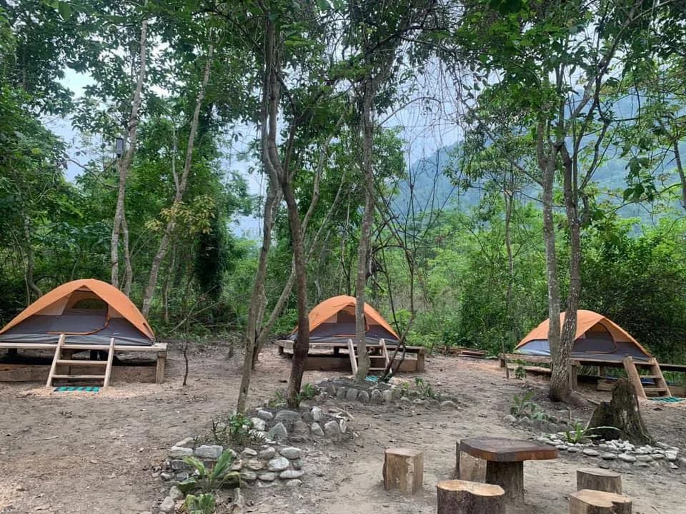 Lotus Valley Eco-Lodge (Pemagatshel)